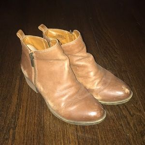 Perfectly broken in Lucky 🍀 brand